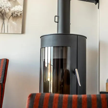 Mueritzquartier No 13 - In Der Hafenresidenz Mit Kamin & Hafenblick Appartement